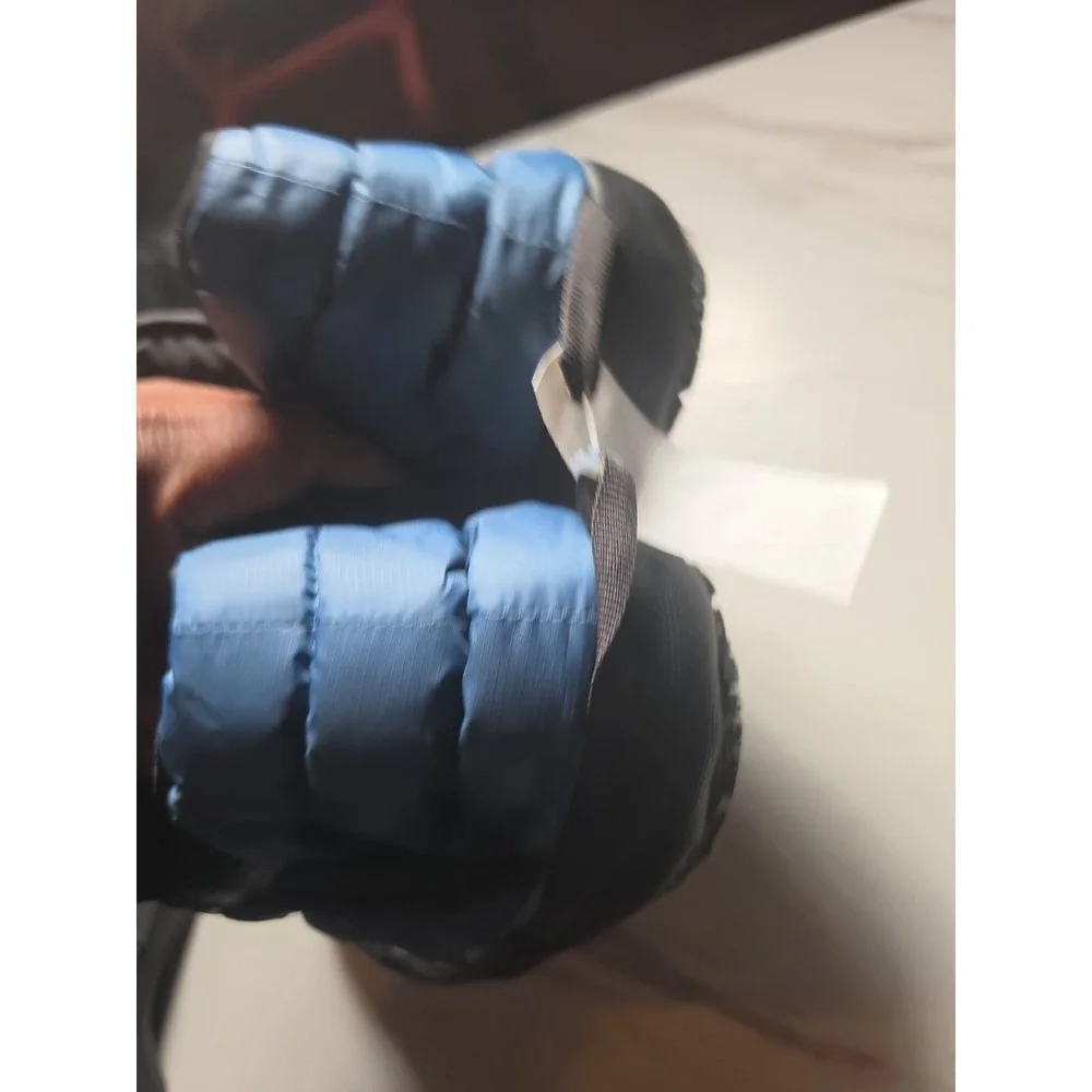 Size 7 The North Face Men's Pull-On Lined Snow Boots Blue/Black Logo